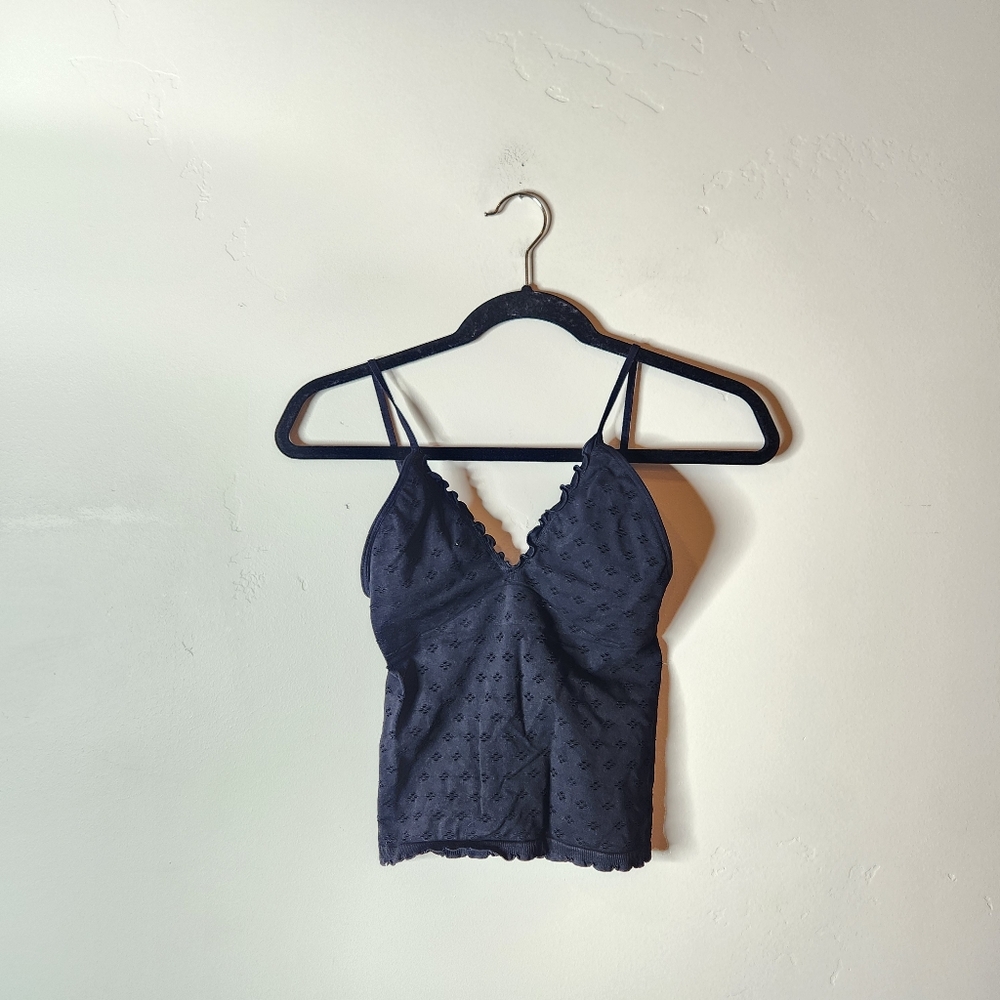 Free People Eyelet Seamless Triangle Crop Cami Tank Top Size‎ L/XL - Picture 3 of 7